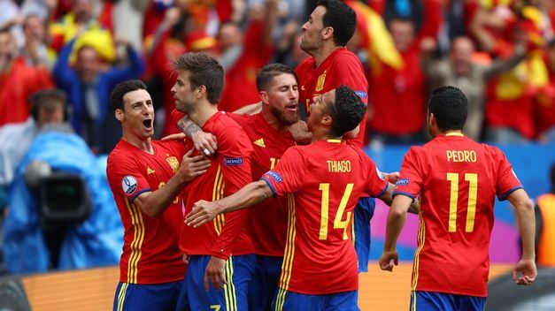 Gerard Piqué fue el heroe en el debut de España en la Eurocopa
