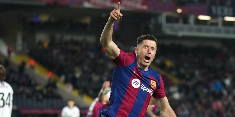 barcelona4 (1) LaLiga EA Sports: FC Barcelona - Real Sociedad